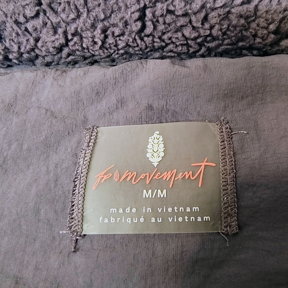 F.P Movement Scout it Out Purple Fleece Vest Medium Cozy Cabincore Snap Button - Picture 3 of 11